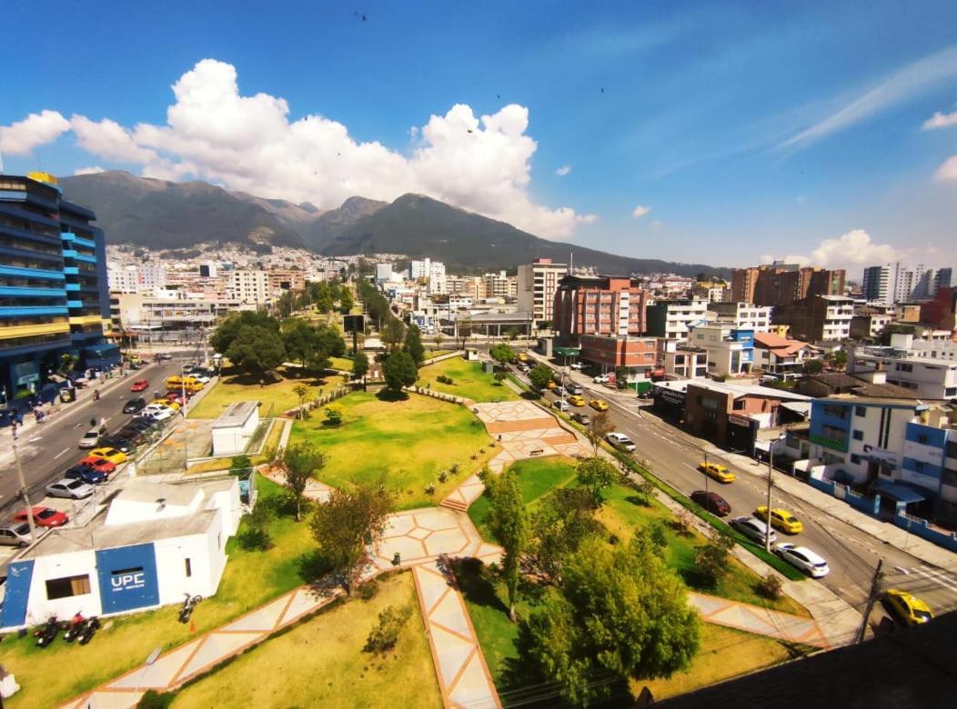 Val Hotel Santamaria Quito Exterior foto