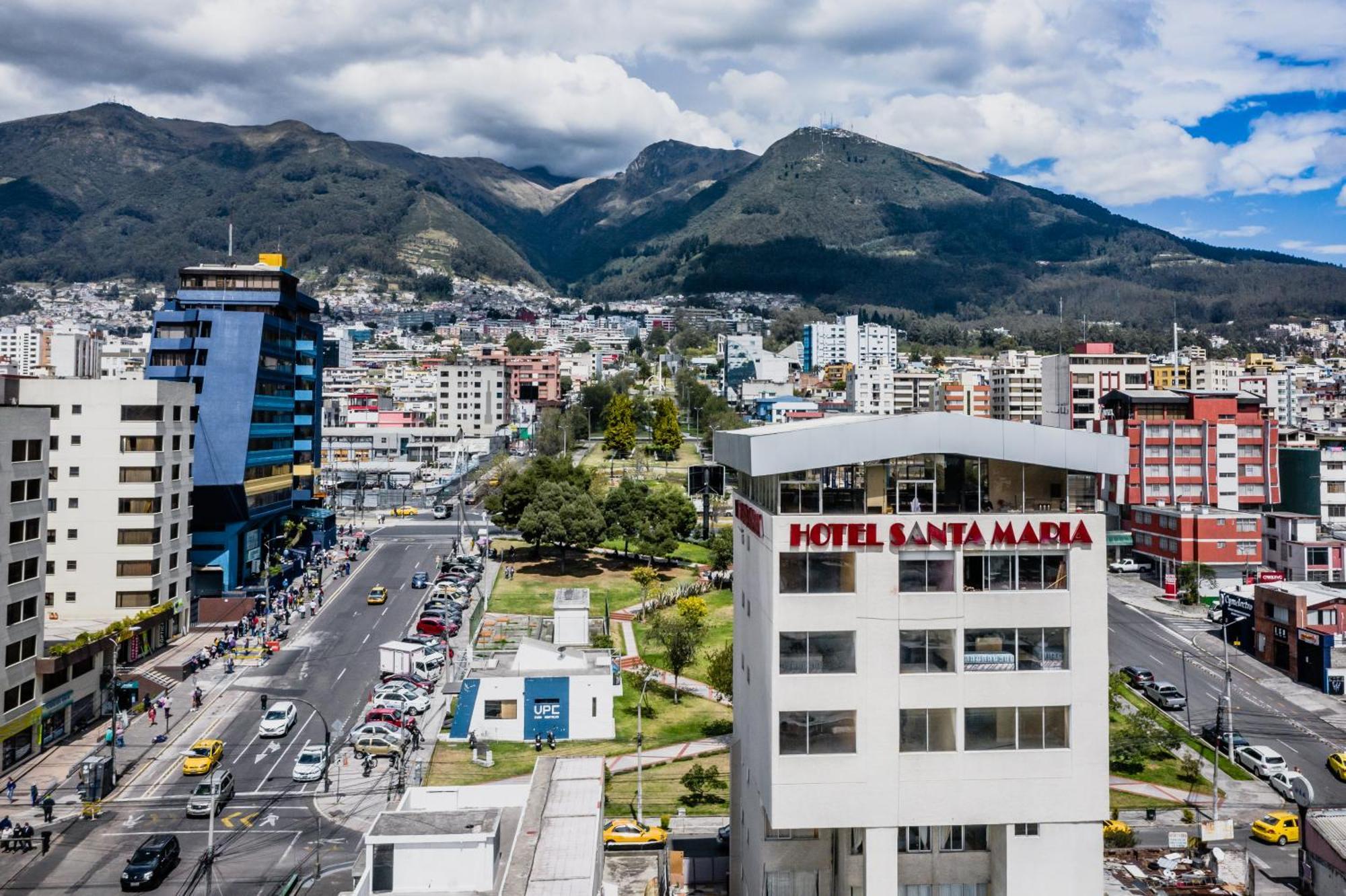 Val Hotel Santamaria Quito Exterior foto